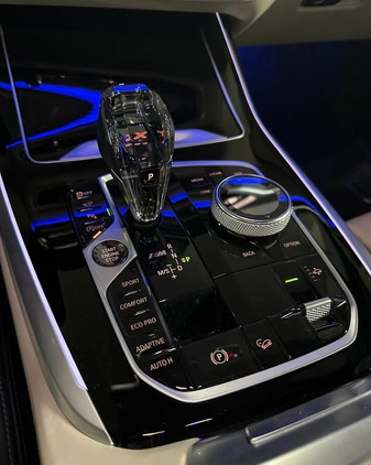 BMW X7 cena 389000 przebieg: 101000, rok produkcji 2019 z Skalbmierz małe 742